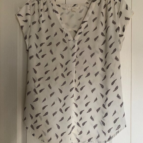 White Short-Sleeve Feather Blouse — Soft Earth Edit (XS) - Picture 3 of 5